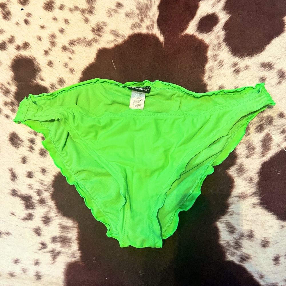 Scrunch butt bathing suit bottom